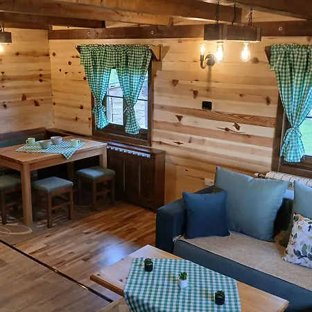 Masine Kolibe 木屋